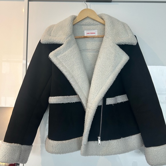 Black and White Shearling Jacket - Picture 4 of 5